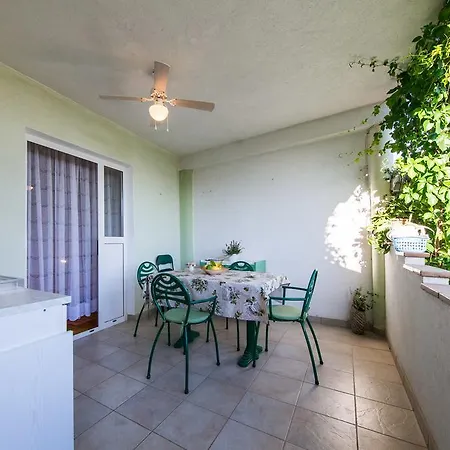 Apartment Garden